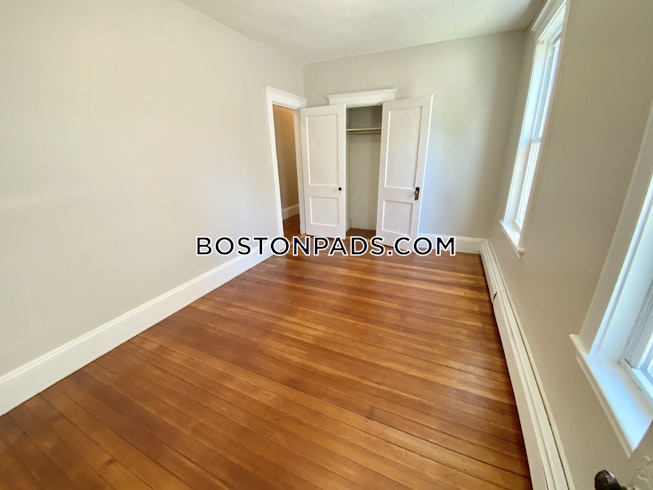 Boston - $3,000 /mo