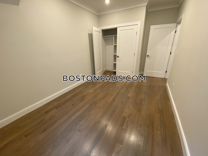 Mansfield St. Boston picture 24