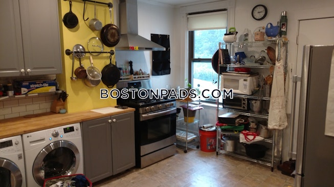 Boston - $4,500 /mo