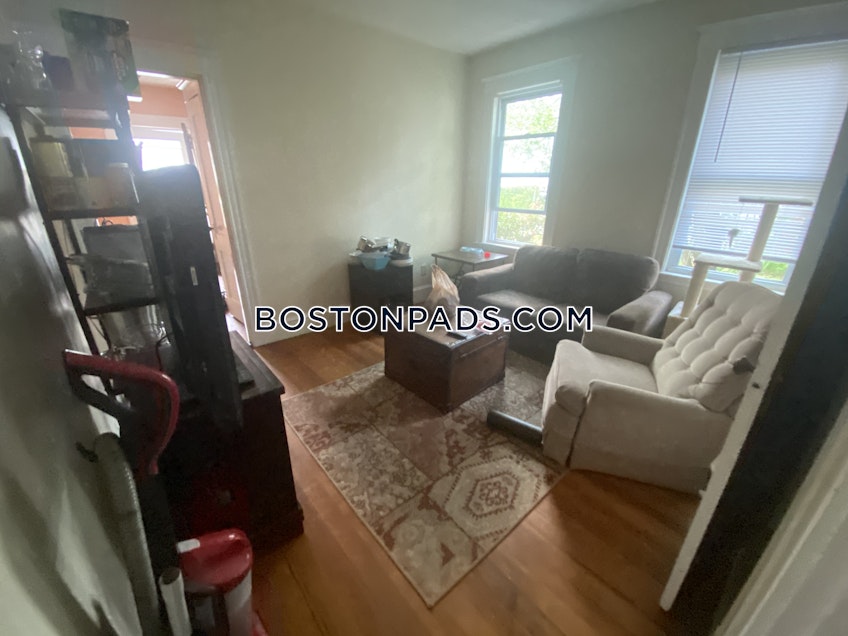 Boston - $2,450 /month