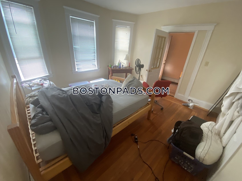 Boston - $2,450 /month