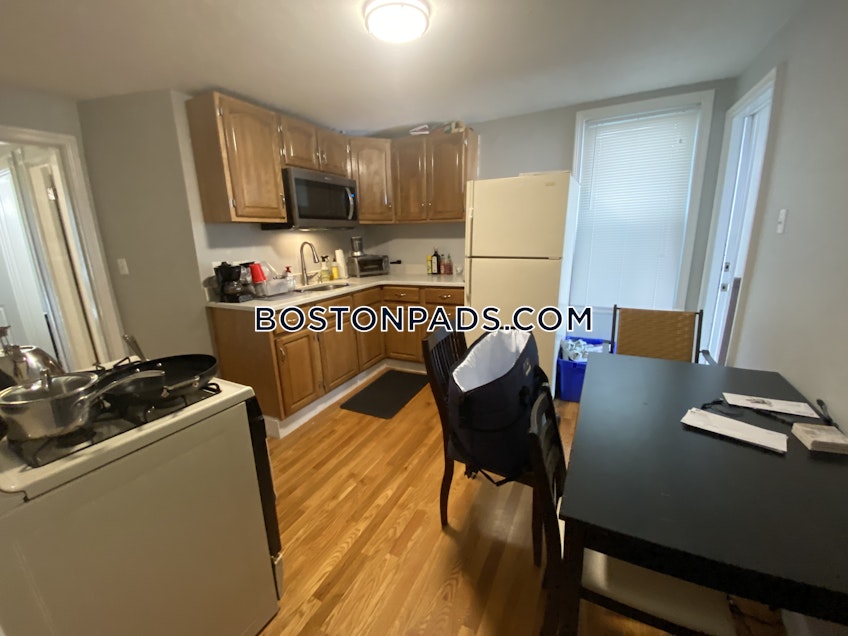 Boston - $2,100 /month