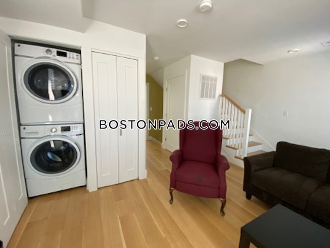 Boston - $6,000 /mo