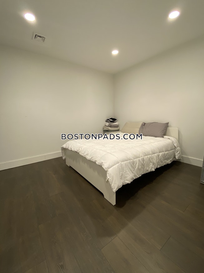 Boston - $6,000 /mo