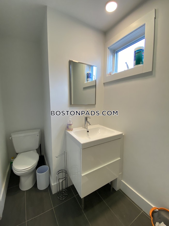 Boston - $6,000 /mo