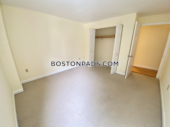 Boston - $3,950 /mo