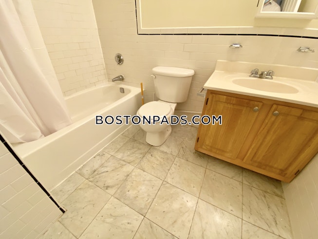 Boston - $3,950 /mo