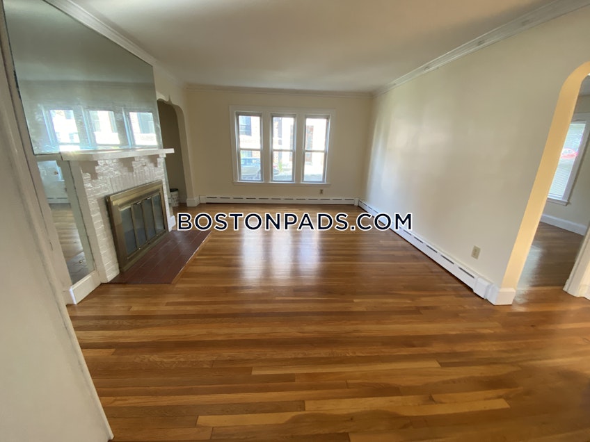 Boston - $3,450 /month