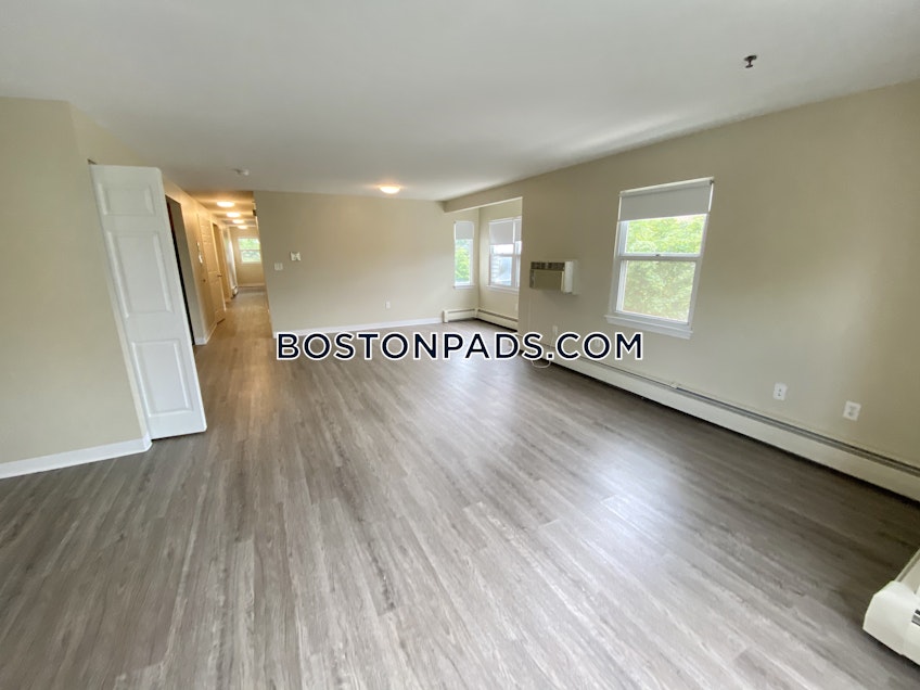 Boston - $3,888 /month