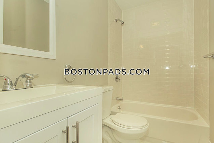 Boston - $2,300 /month