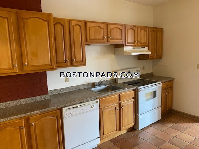 Boston - $3,800 /month