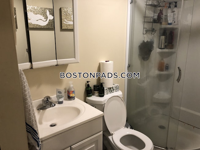 Boston - $3,300 /mo