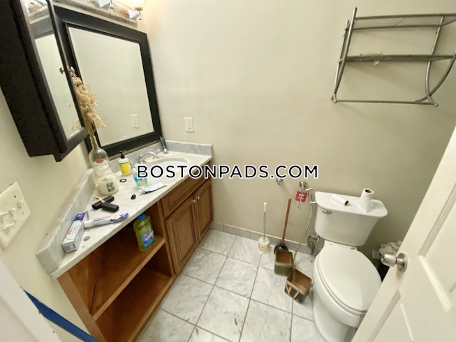 Boston - $3,500 /mo