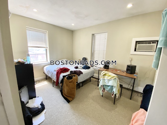 Boston - $3,500 /mo