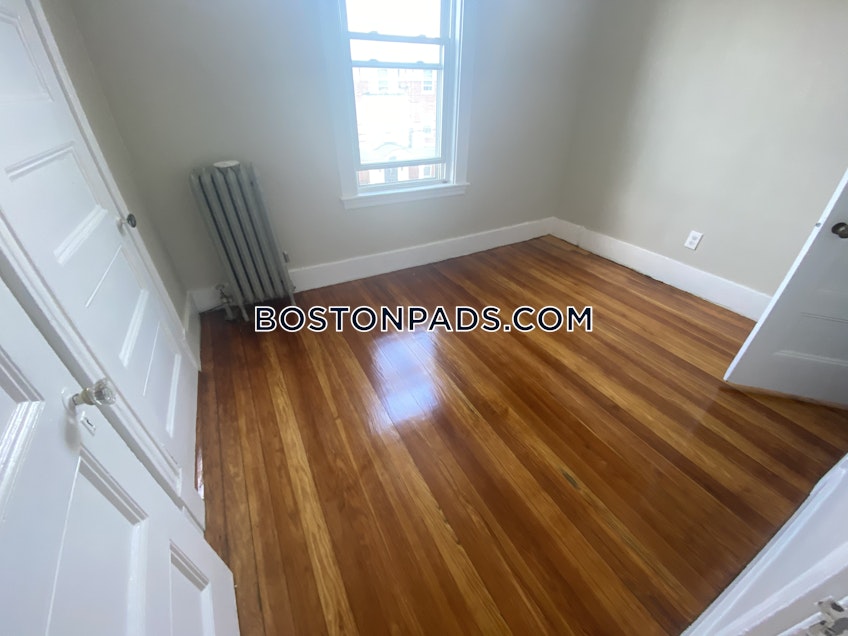 Boston - $3,000 /month