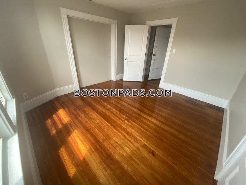 Boston - $3,000 /month