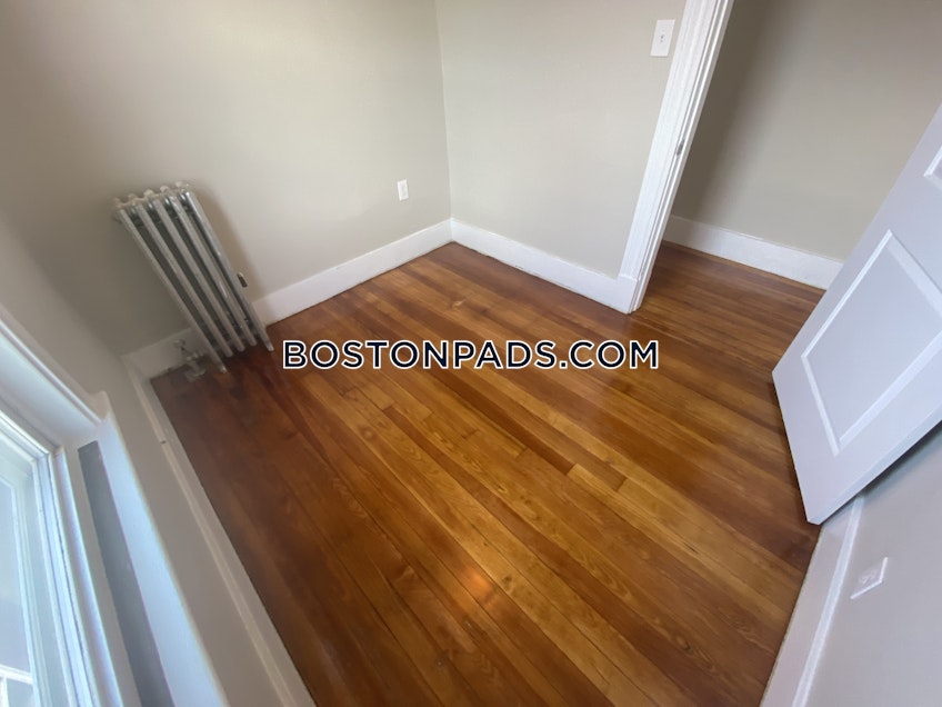 Boston - $3,000 /month