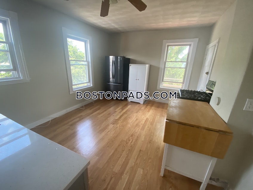 Boston - $3,000 /month