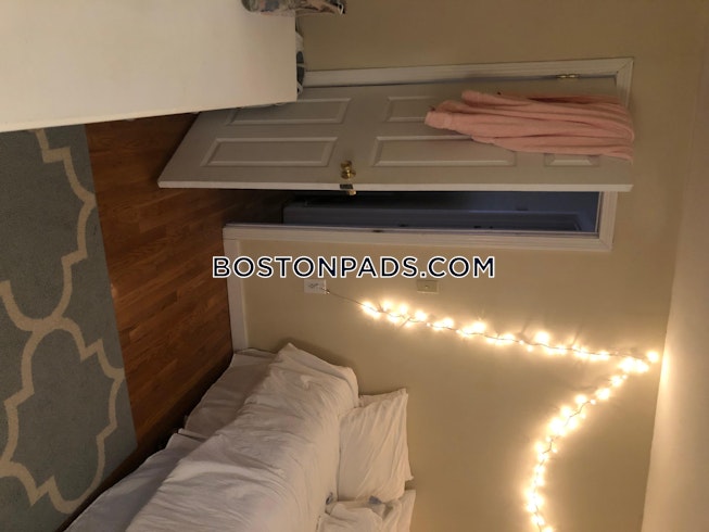 Boston - $2,200 /mo