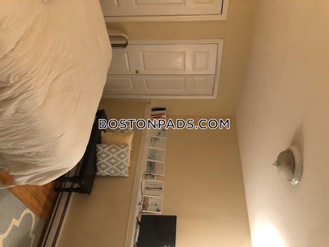 Boston - $2,200 /mo