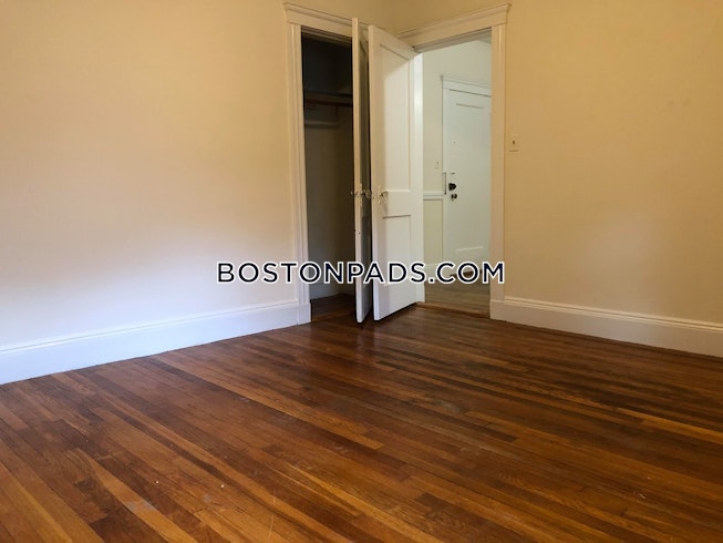 Boston - $1,975 /mo