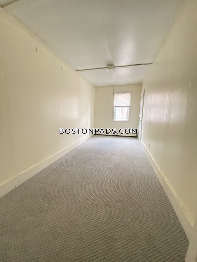 Brookline - $4,650 /mo