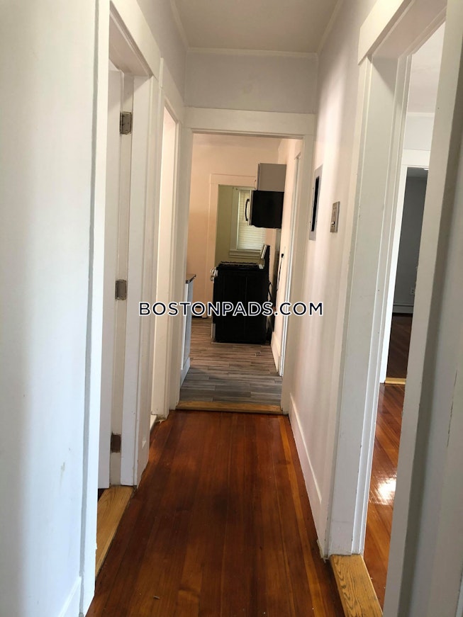 Boston - $2,700 /mo