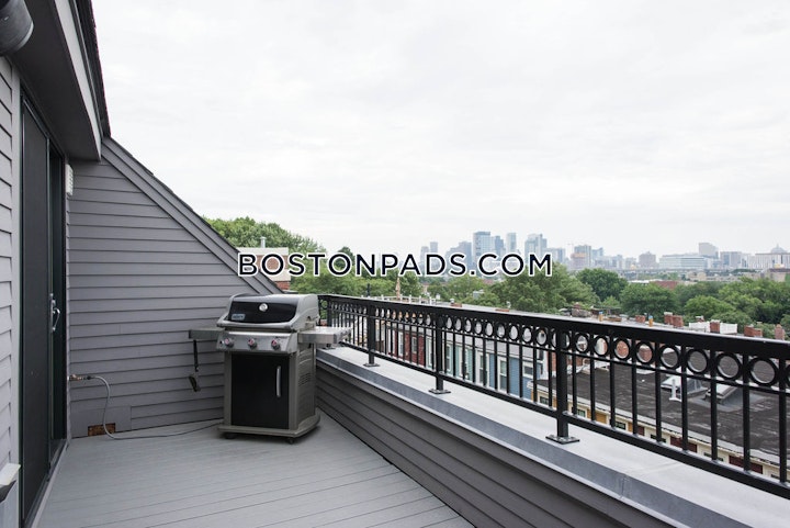 Bunkerhill St. Boston picture 19