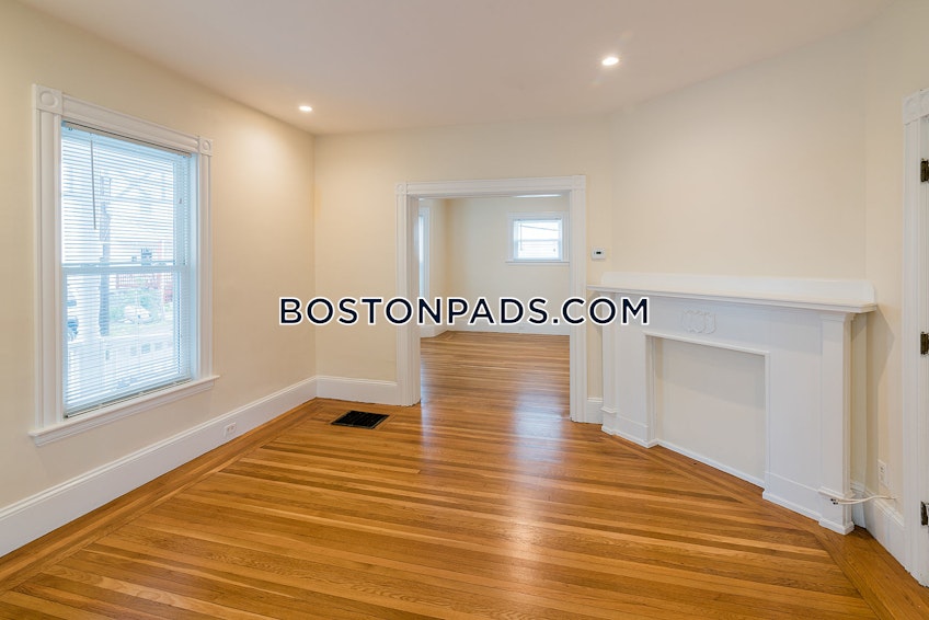 Boston - $6,000 /month