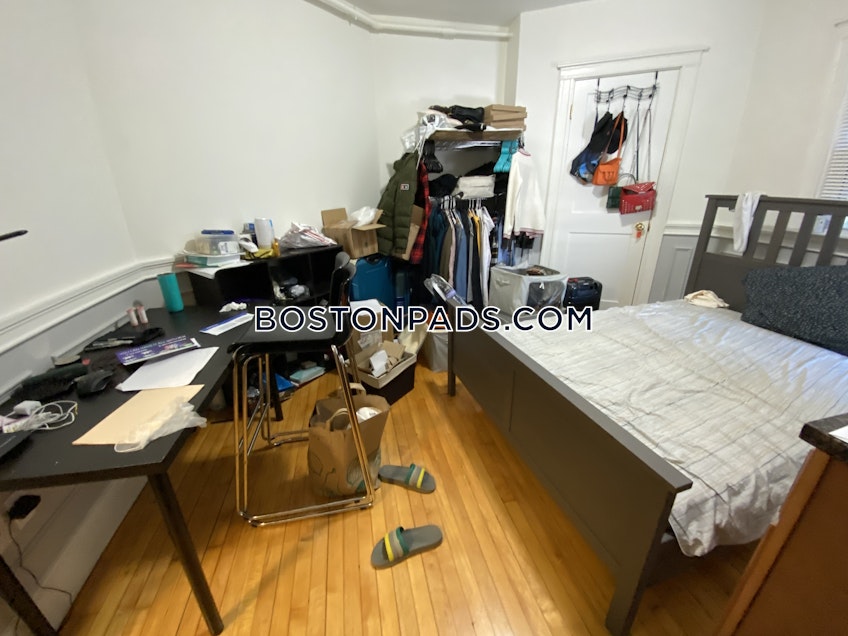 Boston - $1,600 /month