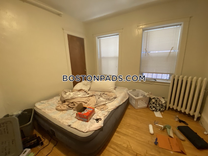 Boston - $3,000 /month