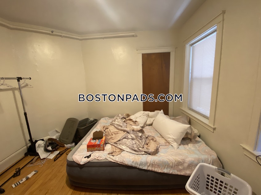 Boston - $3,000 /month