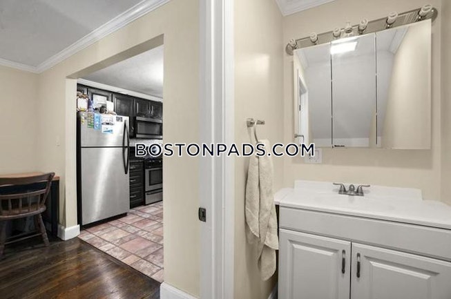 Boston - $2,595 /mo