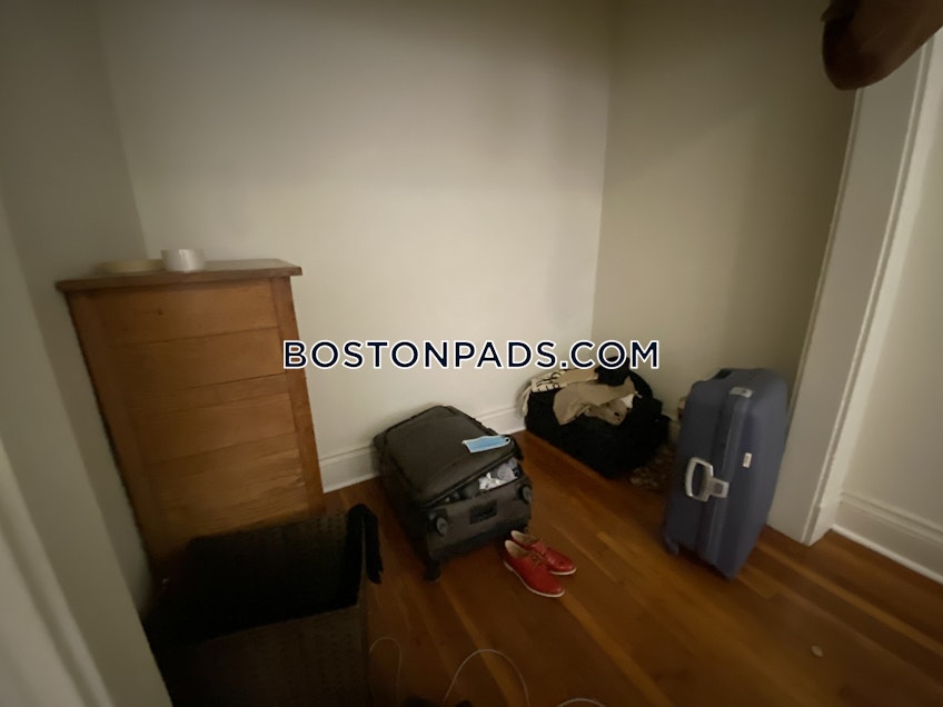 Boston - $1,675 /month