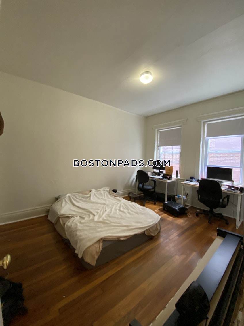 Boston - $1,675 /month