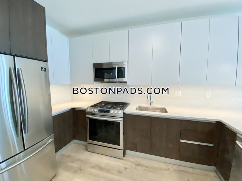 Boston - $2,563 /month