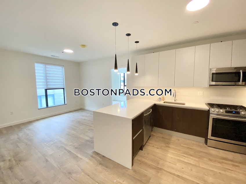 Boston - $3,163 /month