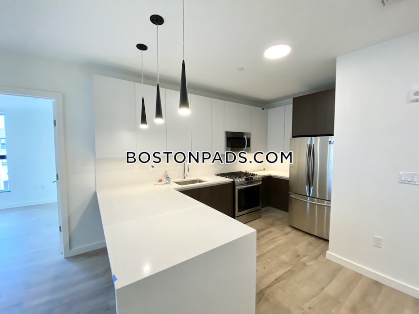 Boston - $3,163 /month