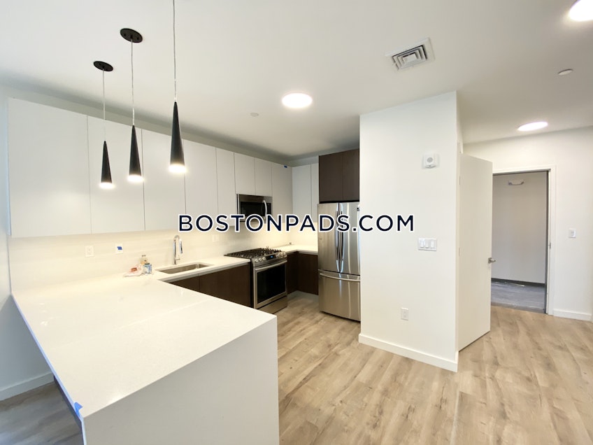 Boston - $3,163 /month