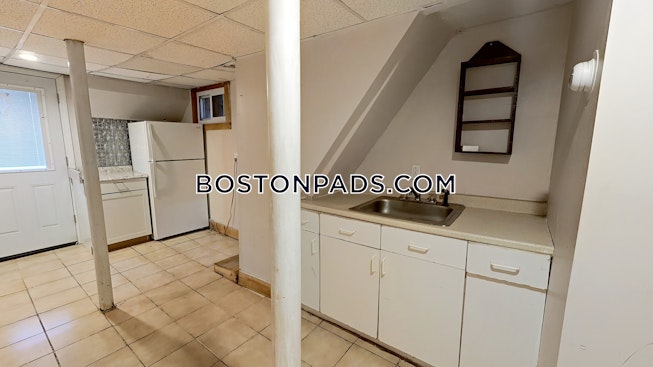 Boston - $2,495 /mo