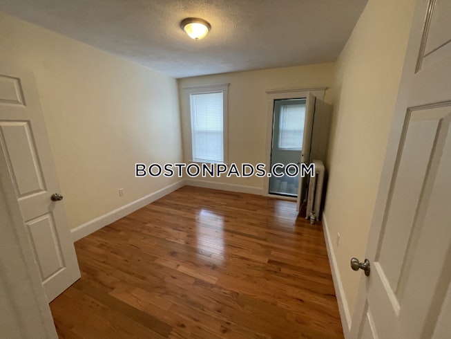 Boston - $3,550 /mo