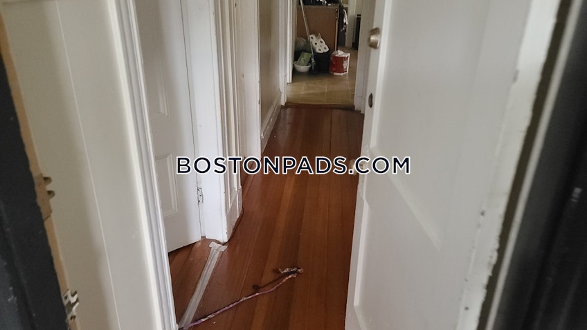 Boston - $2,750 /month