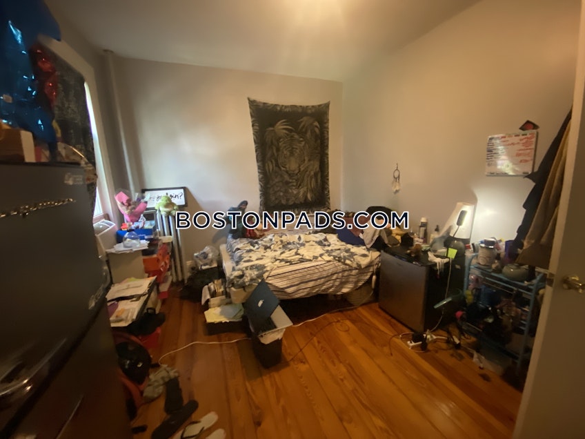 Boston - $4,500 /month