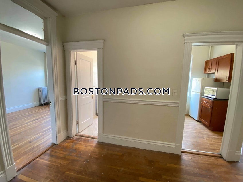 Boston - $2,625 /month