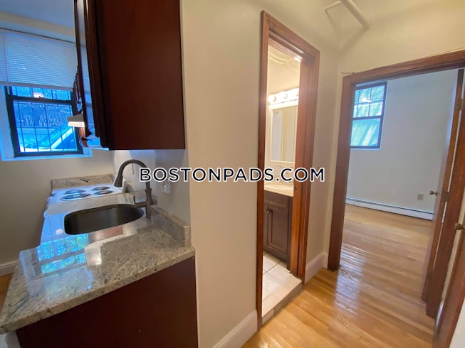 Boston - $2,850 /mo