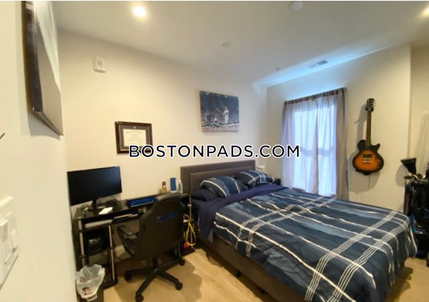 Boston - $4,600 /month