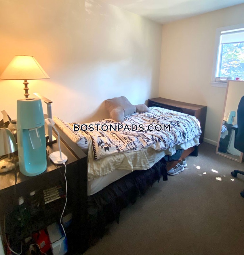 Boston - $4,000 /month