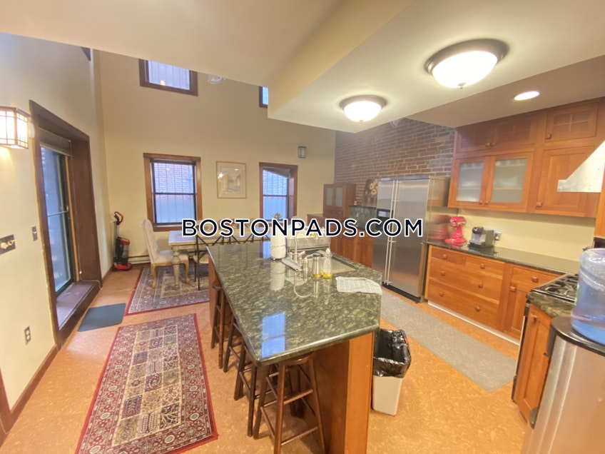 Boston - $4,100 /month