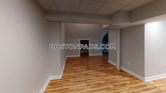 Boston - $6,200 /mo