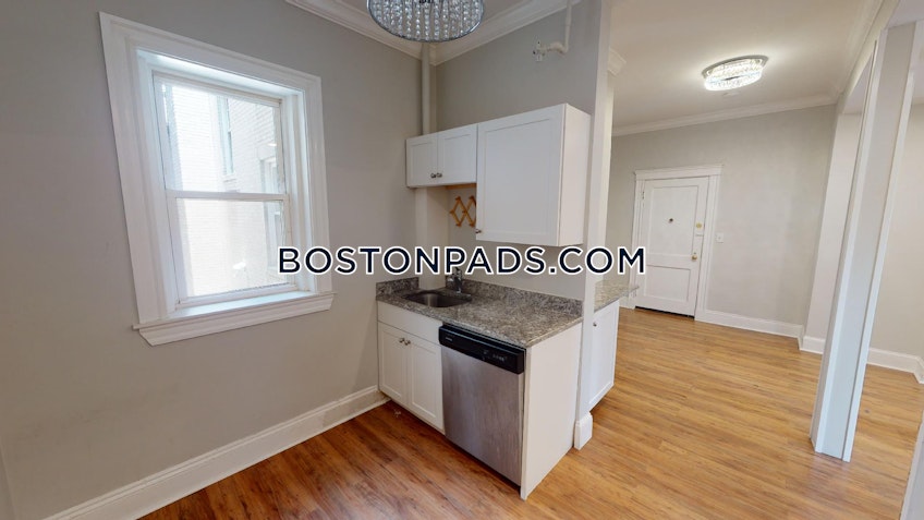 Boston - $6,200 /month